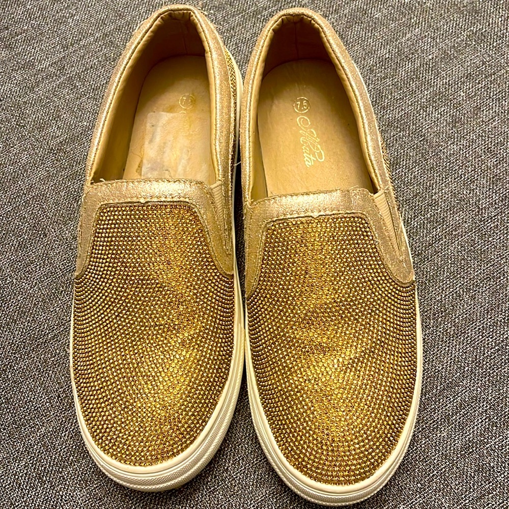 Mata Women’s Gold Rhinestone Slip On Sneakers Sz 7.5
